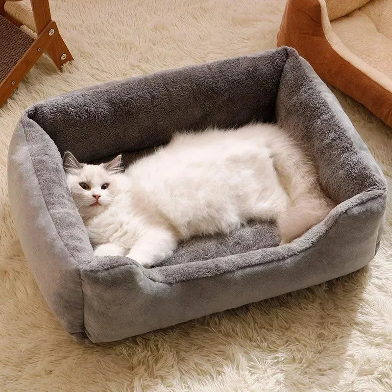 Flauschiges Katzenbett
